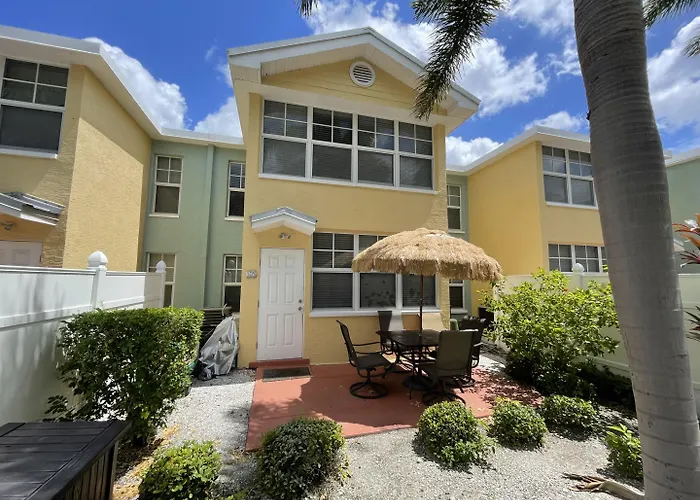 Resort Barefoot Clearwater Beach