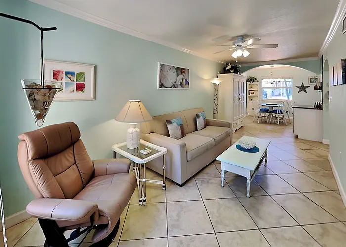 Barefoot Resort