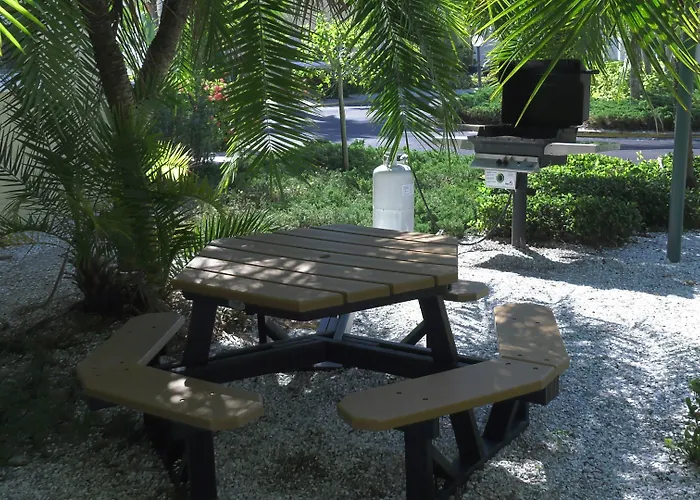 Barefoot 4* Clearwater Beach