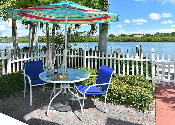 Resort Barefoot Clearwater Beach